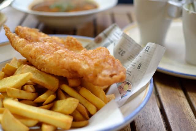 Fish and Chips (Adobe Stock)