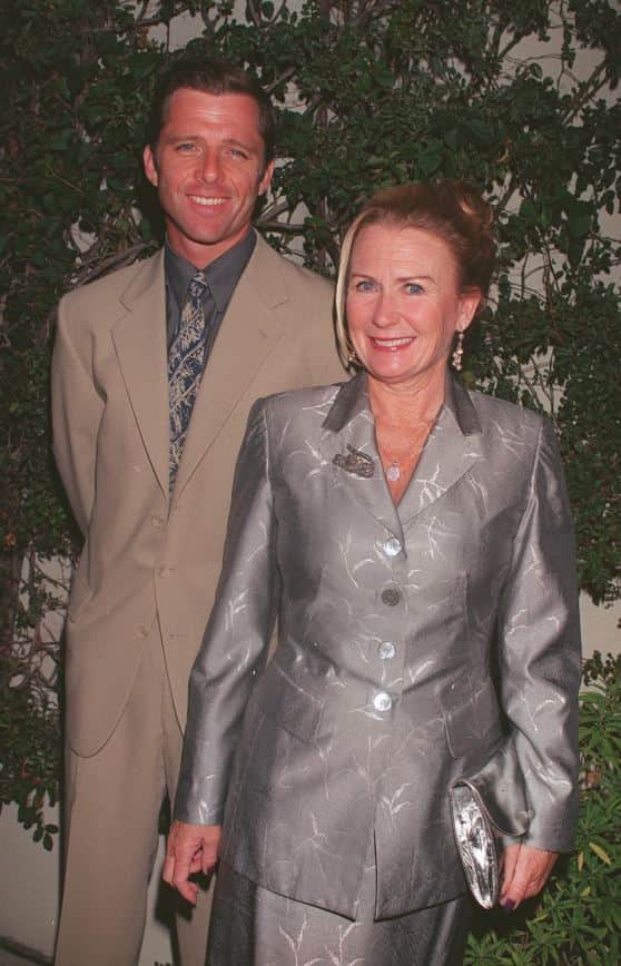 Juliet Mills with her husband, Maxwell Caulfield arrive at Twin Palms restaurant for the NBC All-Star Press Tour Cocktail Party in 1999. 