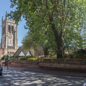 St. Peter’s Churchyard Derby will undergo a transformation. The empty plot of land will be turned into a dining area that will seat 100 people
