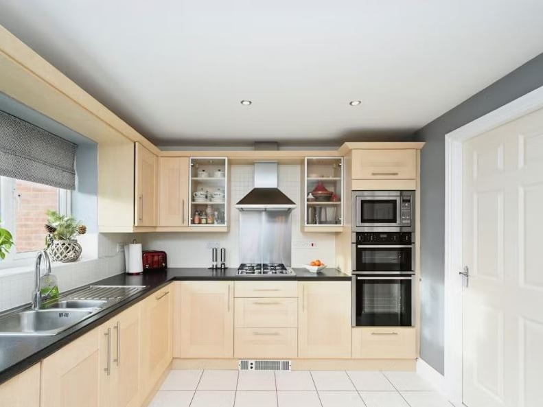 A generous sized kitchen means keen chefs can cook up a storm, there is plenty of storage too