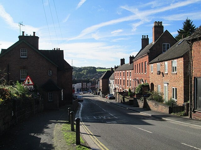 Ashbourne is sometimes referred to as the gateway to Dovedale. Much like Tideswell, Ashbourne is known for its unique limestone landscapes in the White Peak area.
Ashbourne is a great place to live if you're a history enthusiast, boasting over 200 listed buildings such as townhouses, coach inns, and historic almshouses. It's also home to St Oldwald’s parish, described by author George Eliot as having "the finest single spire in England."
For those who enjoy shopping, Ashbourne offers a wide range of local businesses and hosts a weekly open-air market. Additionally, there are numerous cafes and tea rooms for those in need of a caffeine fix.
Furthermore, Ashbourne is ideal for avid walkers, cyclists, and horse riders, serving as the starting point for the popular Tissington trail, which leads to Dovedale and the Pennine Bridleway. It also provides the opportunity to link up with the High Peak Trail, ensuring there's always a new route to explore. 