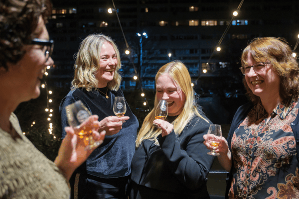 Seven Hills Whisky Festival 2024 is set to take place in Sheffield. The event is easily accessible from Derby city centre using various modes of transport including a direct East Midlands train to Sheffield taking just 35 minutes.