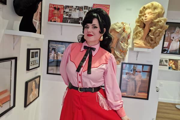 Sarah Wood is founder of Necia Hairstyling who has launched a fashion exhibition at Dubrek Studios, Derby. The talented creative classes Dita Von Teese and Dolly Parton among her clients.