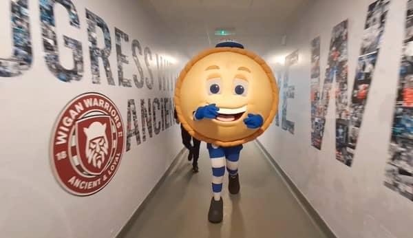 Crusty the Pie football mascot