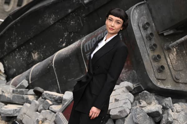 Sydney Chandler leads the cast of Alien: Earth
