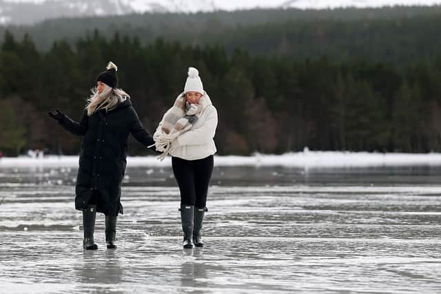 The Met Office has issued a new warning for snow covering Derbyshire and wider central England.