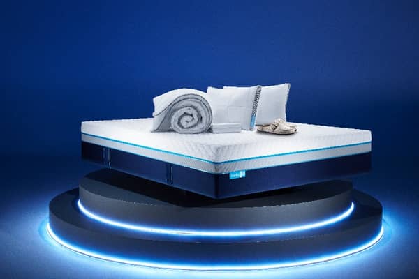 There's over £800 worth of freebies on offer right now if you buy a mattress from Simba Sleep