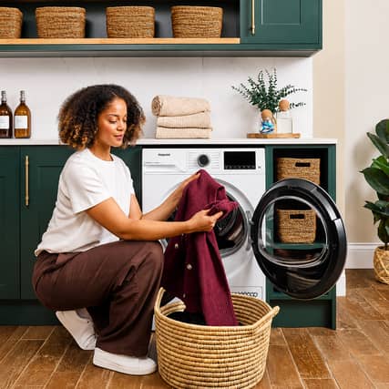 This is one of Hotpoint's high-end tumble driers - and a cashback deal makes it an absolute bargain