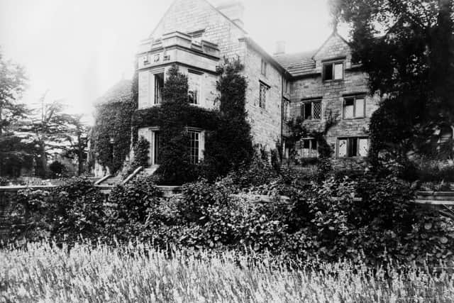 Lea Hurst, the country manor on the estate of William Edward Nightingale (1794- 1874), circa 1865. Nightingale was the father of nurse and medical reformer Florence Nightingale. (Photo by Hulton Archive/Getty Images)