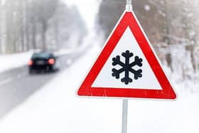The Met Office has warned of "disruptive" snow across the Derbyshire and the wider East Midlands this weekend.