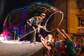 World leading bubbleologist bringing bubblemania to National Forest Adventure Farm