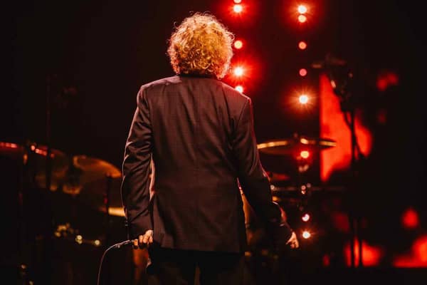 Mick Hucknall live on stage in Santiago