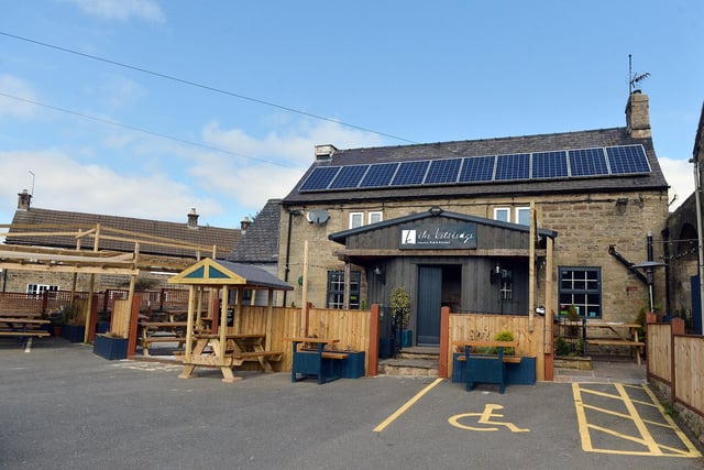 The Kelstedge has a 4.5/5 rating based on 269 Google reviews. One customer said: “This family-run, traditional pub is well worth a visit - a hidden gem.”