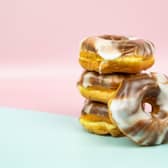 Birds' limited edition Marble Ring Doughnut
