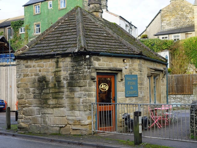 Stoney Middleton is renowned for its beautiful limestone cliffs, and if you’re hungry after exploring the area, why not visit The Cupola or the award-winning Toll Bar Fish and Chip Shop?