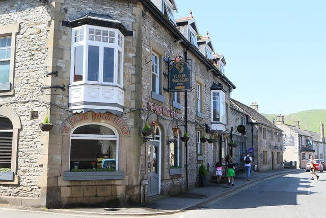 These are some of the pubs and restaurants offering the best value for money across Derbyshire - according to Google reviews.