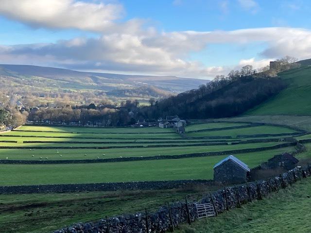 The idyllic Derbyshire village that is a must-visit beauty spot in the UK